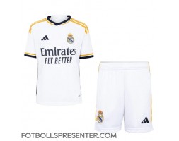 Real Madrid Hemmatröja Barn 2023-24 Kortärmad (+ korta byxor)